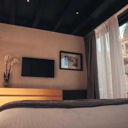Alba Palace 4*