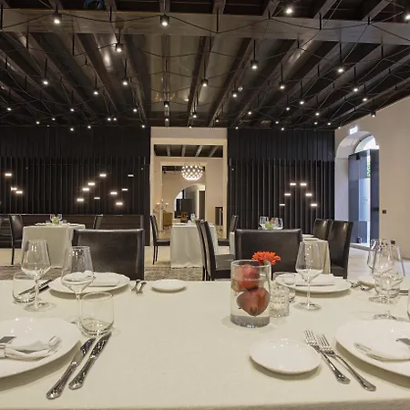 Alba Palace Szálloda 4*