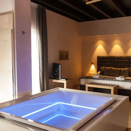 Alba Palace 4*
