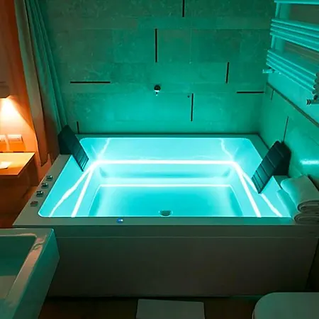 Alba Palace Hotel 4*