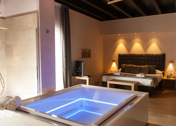 Alba Palace 4*